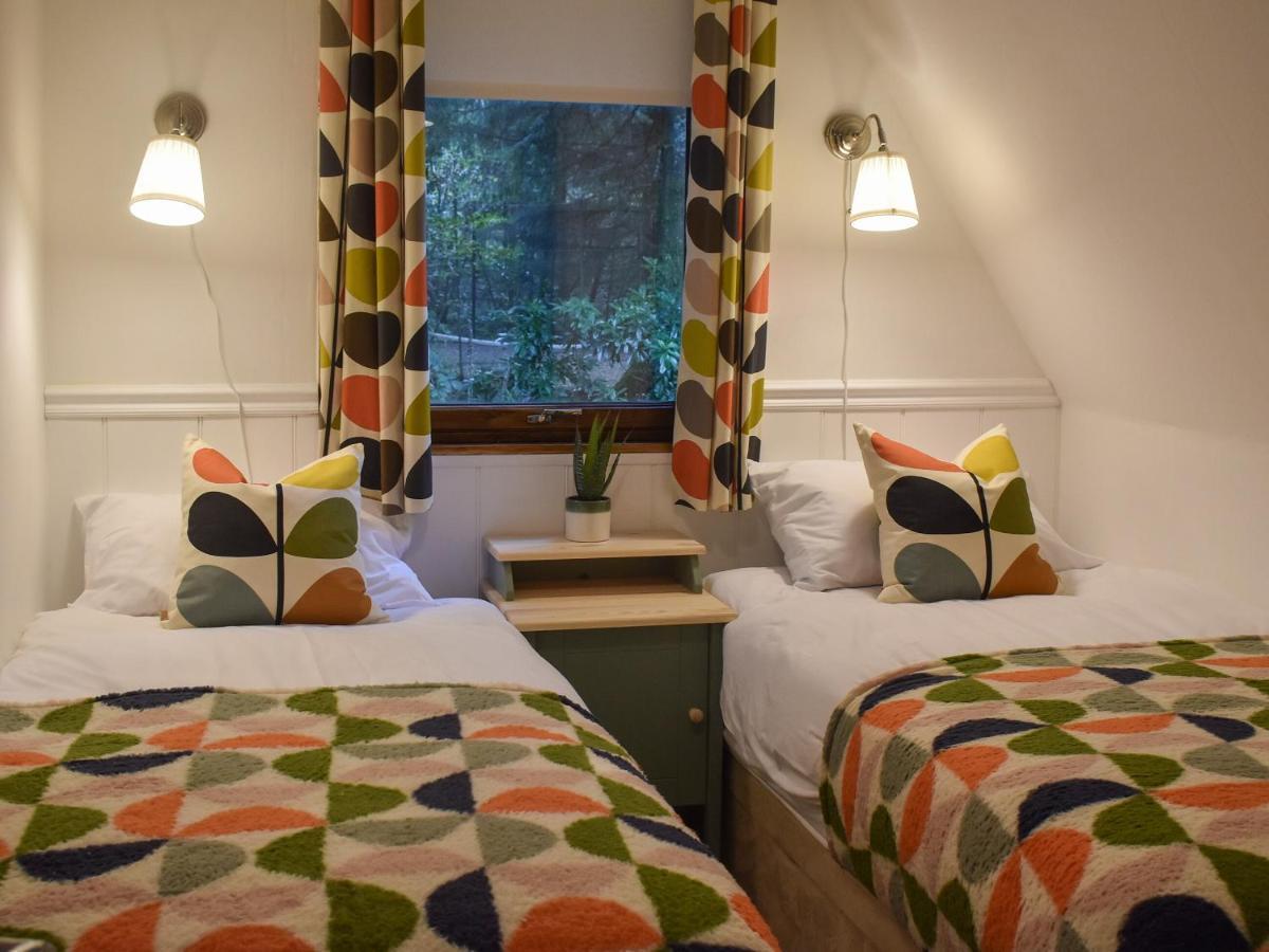 Pine Needle Lodge Kilfinnan Esterno foto